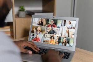 nieuwe wet faciliteert digitale algemene vergadering